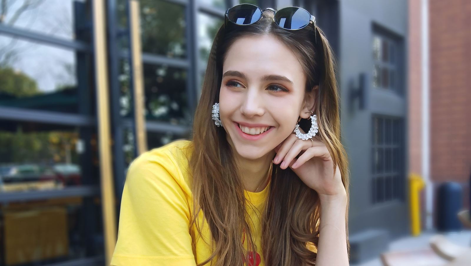 Điện Thoại Vivo V9 - Hàng Chính Hãng
