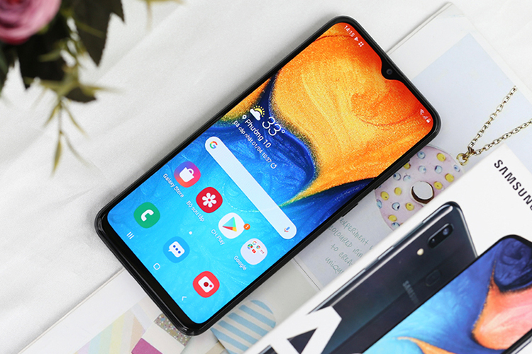 Điện Thoại Samsung Galaxy A20 (32GB/3GB) - Hàng Chính Hãng